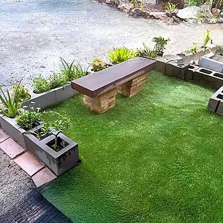 Prout Road Retreat Hotel Brisbane