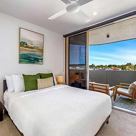 3br Family - King Beds, Parking & Views Brisbane