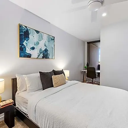 Apartment 3br Family - King Beds, Parking & Views *