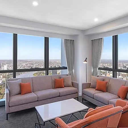 Meriton Herschel Street, 5* Brisbane