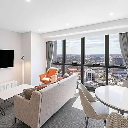 Meriton Herschel Street,