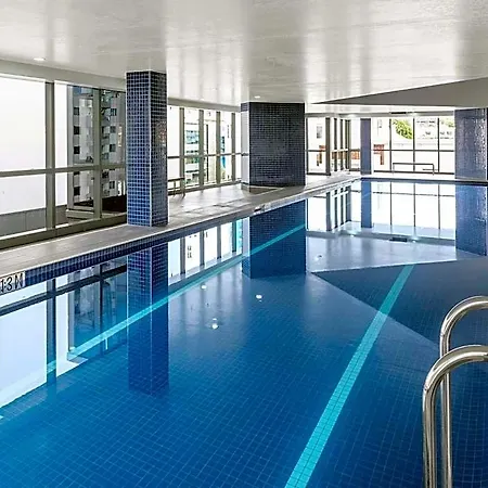 Hotel Meriton Herschel Street, 5*