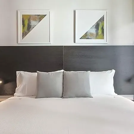 Aparthotel Quattro On Astor 4*