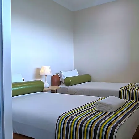 The Windsor, & 4*