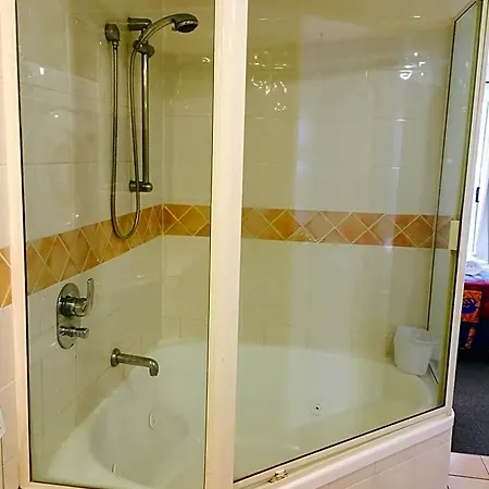 The Sedgebrook On Leichhardt Aparthotel Brisbane