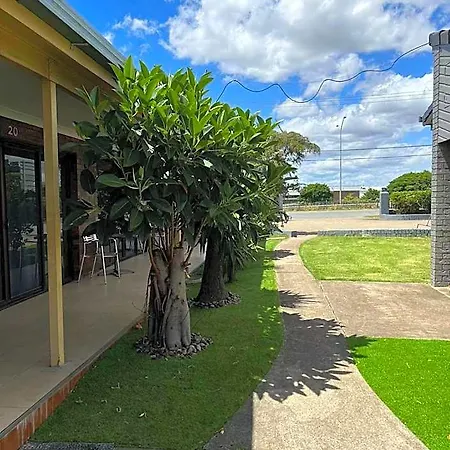 Oxley Motor Motel 4*