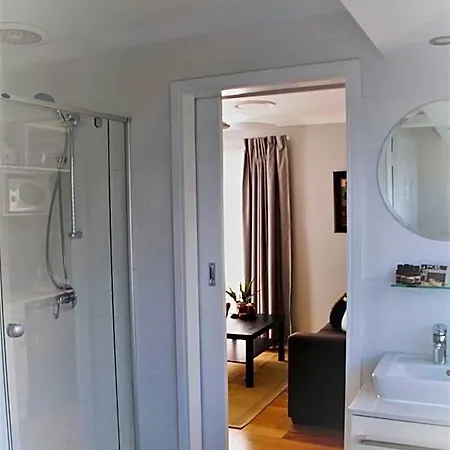 Paperbark Bed & Breakfast Brisbane