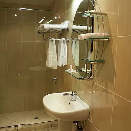 Shangri-la Gardens Motel Brisbane