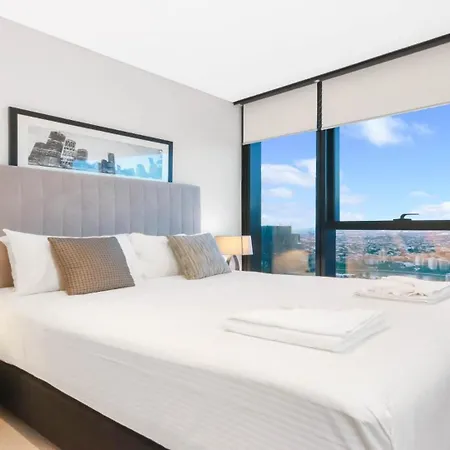 Luxury 1 Bedroom Retreat In With Pool And Gym