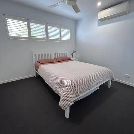 Location, Location, Location - Very Large Apartment *
