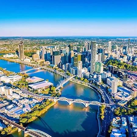 Holiday home Kozyguru | Spring Hill | 2 Bed 2.5 Bath Brisbane