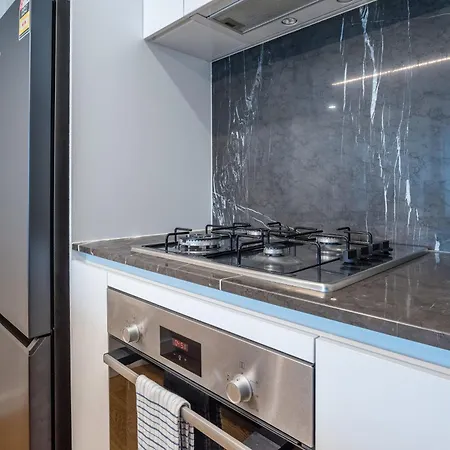 Apartment Serain Residences At One *