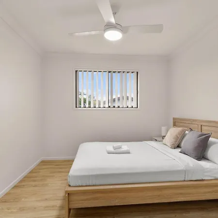 Holiday home Kozyguru | Mt Gravatt East | 3 Bed Home