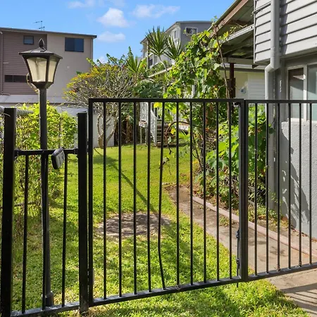 Kozyguru | Mt Gravatt East | 3 Bed Home Holiday home