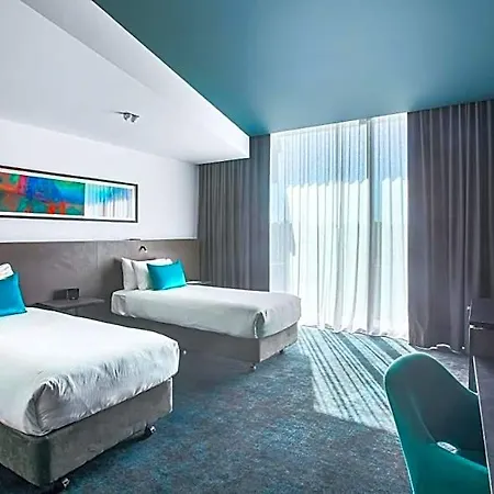 Eatons Hill 4* Brisbane