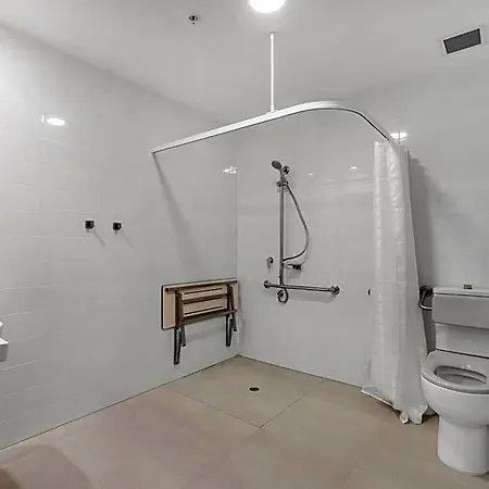 Essence Taringa 5* Brisbane