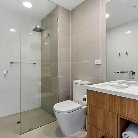 Essence Taringa Brisbane