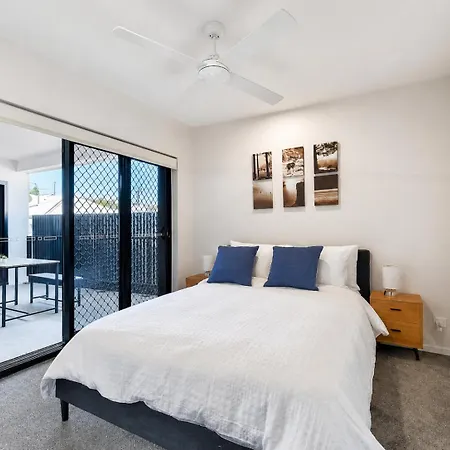 3br Floor With Parking, Ev Friendly & Views South Apartment Brisbane