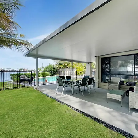 Holiday home Spacious Family & Dog-Friendly Home On The Water