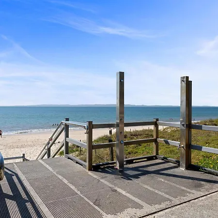 Holiday home Spacious Family & Dog-Friendly Home On The Water *