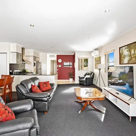 Apartment Stylish Escape Free Parking For 2 Walk To Cbd