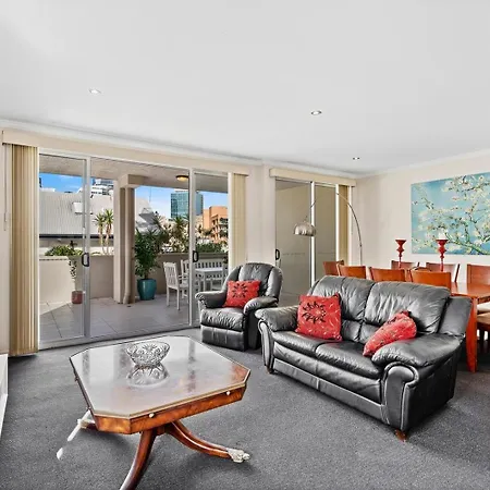 Stylish Escape Free Parking For 2 Walk To Cbd Brisbane