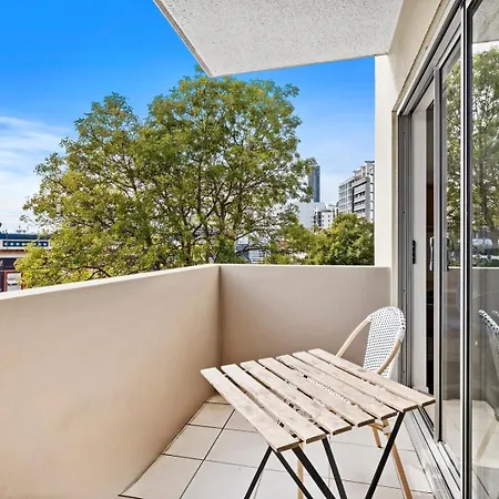 Apartment Stylish Escape Free Parking For 2 Walk To Cbd *