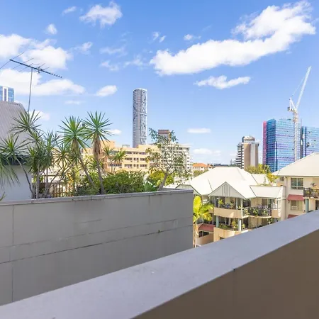Apartment Stylish Escape Free Parking For 2 Walk To Cbd *