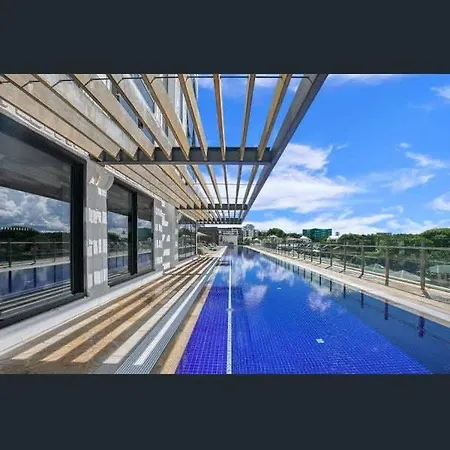 Bright Cbd 2 Bedroom Resort-style Escape Apartment *