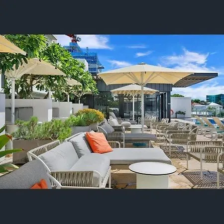 Apartment Bright Cbd 2 Bedroom Resort-style Escape Brisbane