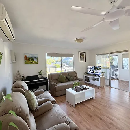 Guest house Welcome To Your Leafy Retreat In Graceville Brisbane