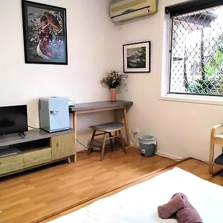 Vista Air Conditioned Dream Castle Youth * Brisbane