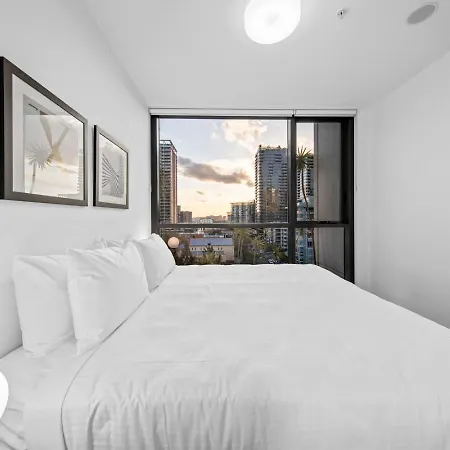 Apartment Cityside One Bedroom Getaway In South Brisbane