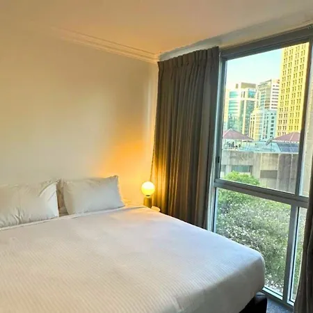 Sophisticated 3br At Apartment Brisbane