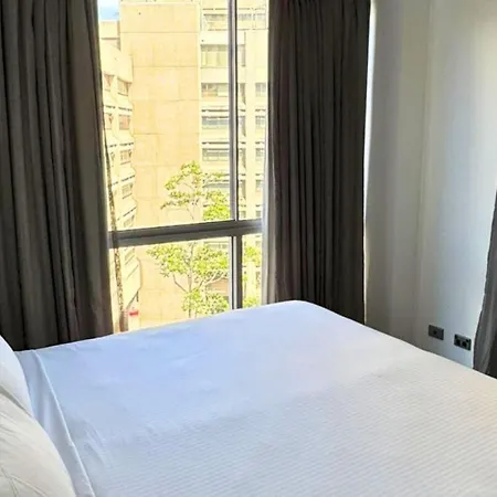 Sophisticated 3br At Brisbane