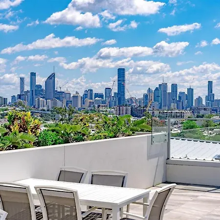 Apartment Gabba Apartment,free Parking, Walk To Pa Hospital & The Gabba Stadium , Woolloongabba *