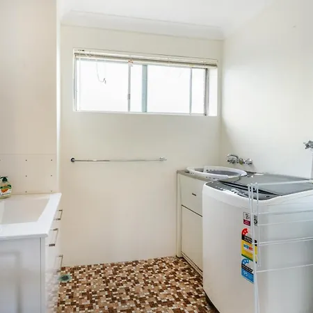 Quiet & Cosy Bulimba Escape Apartment