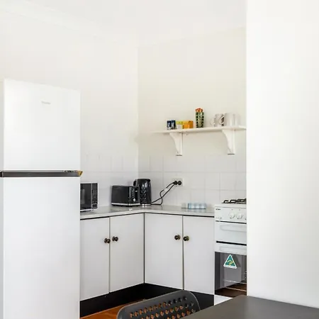 Quiet & Cosy Bulimba Escape Apartment