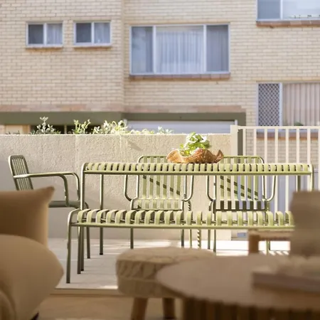 Holiday home Brand-new 4br Luxury Living Near Airport And Mall *