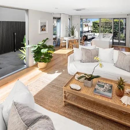 Holiday home House New Farm Architecturally Designed