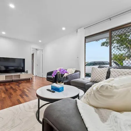 Holiday home Value Family Friendly Near Shops And Dining *