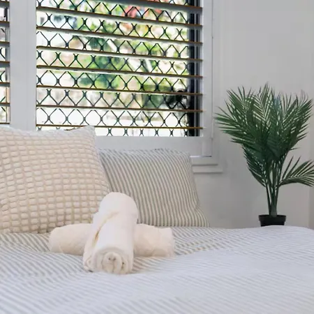 Bertie's - Affordable Comfort For The Whole Crew - Holiday home