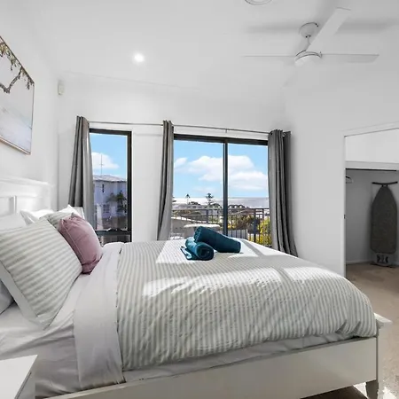 Manly View Townhouse Haven * Brisbane