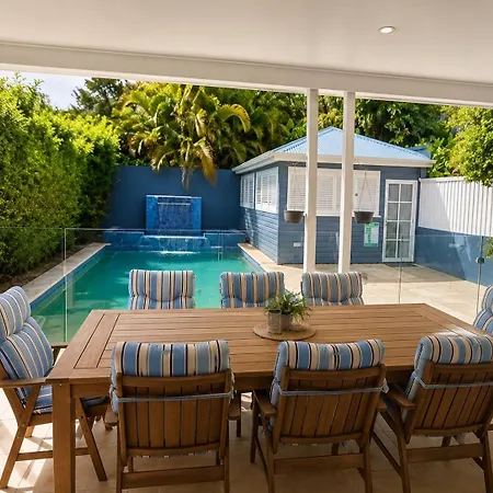 Executive 5 Bedroom Family Retreat Holiday home