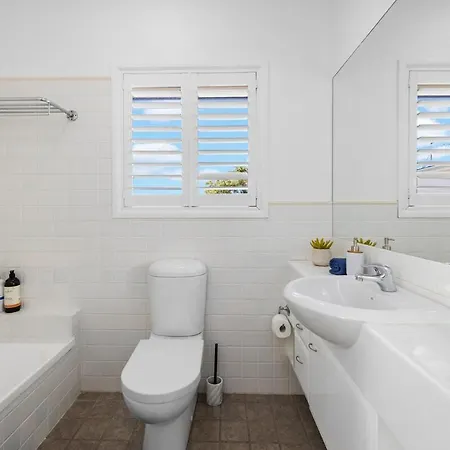 Holiday home Manly View Townhouse Haven *