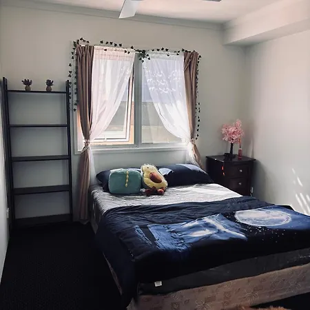 Welcoming Cozy For Female Only *