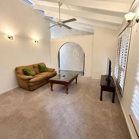 Holiday home Quiet & Convenient 3br In Runcorn Brisbane