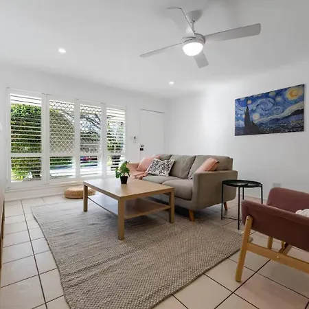 Bertie's - Affordable Comfort For The Whole Crew - * Brisbane