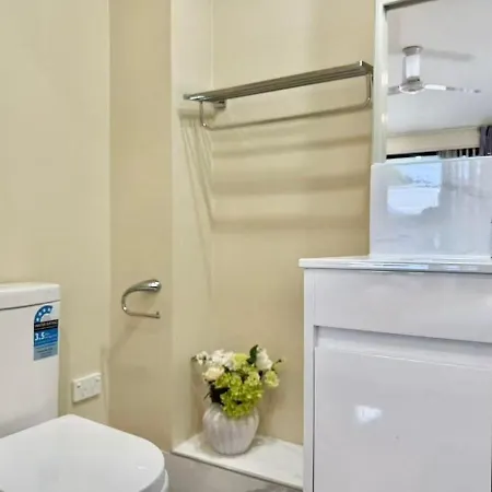 The Cozy Corner Private Near Garden Holiday home *
