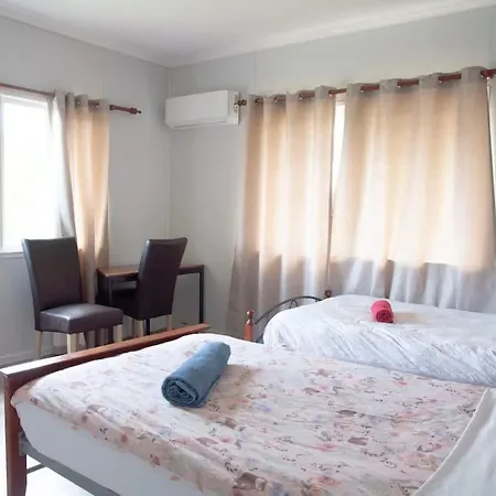 Holiday home 4 Bedroom House In Salisbury